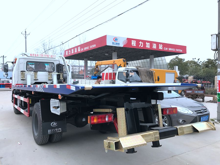 东风天锦平板道路清障车
