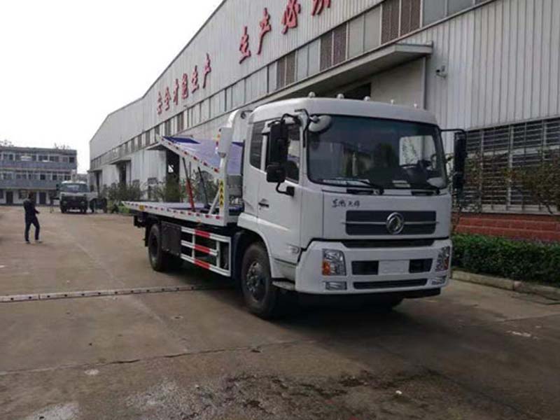 东风天锦一拖三平板清障车