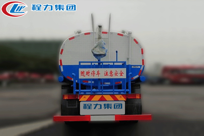国六柳汽乘龙后双轮洒水车