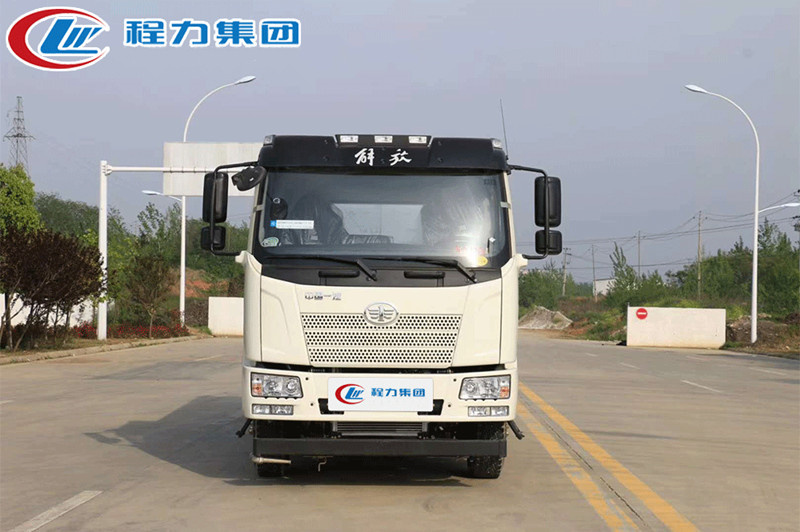 国六解放J6单桥洒水车