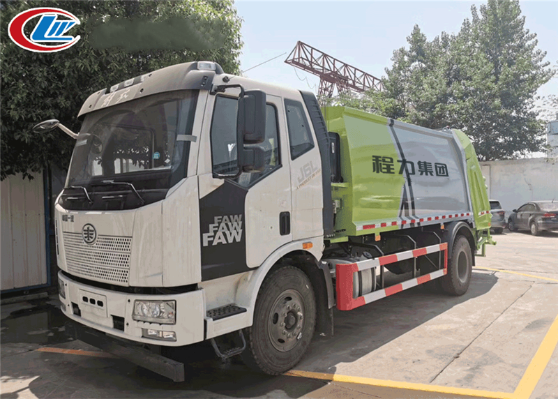 国六解放J6L压缩垃圾车