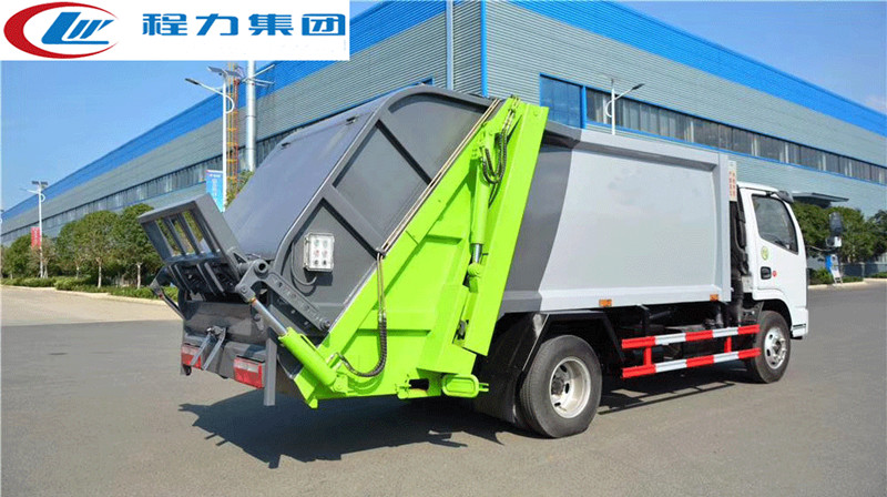 国六东风多利卡6方压缩垃圾车