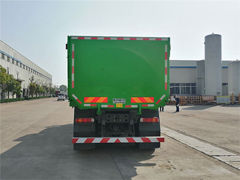 国六重汽豪沃自卸式垃圾车