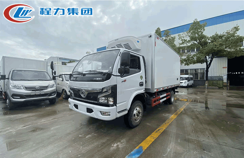 国六东风福瑞卡冷藏车