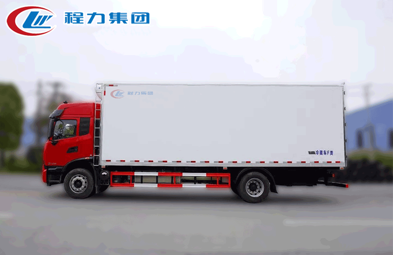 国六东风天锦KR（高顶双卧）冷藏车
