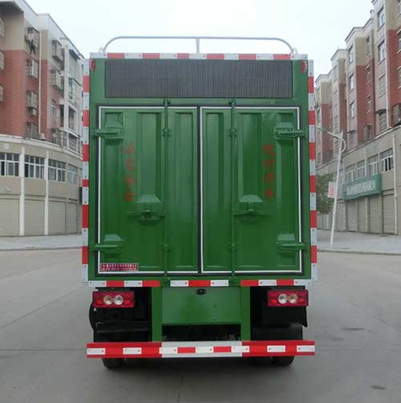 国六福田吸污净化车
