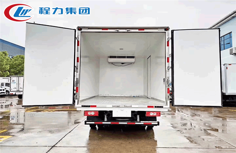 国六福田欧马可S1冷藏车