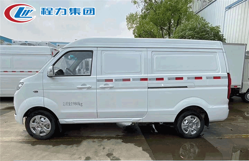 国六金杯x30面单排座冷藏车