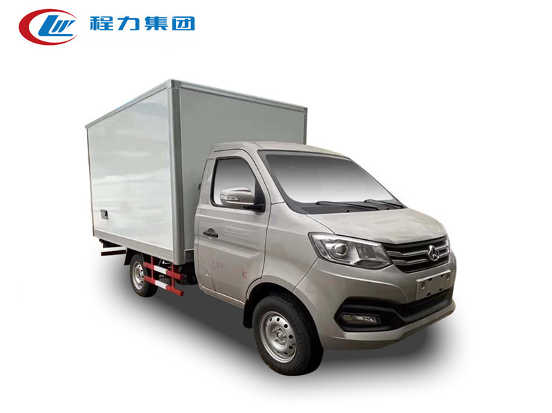 国六长安2700厢长冷藏车