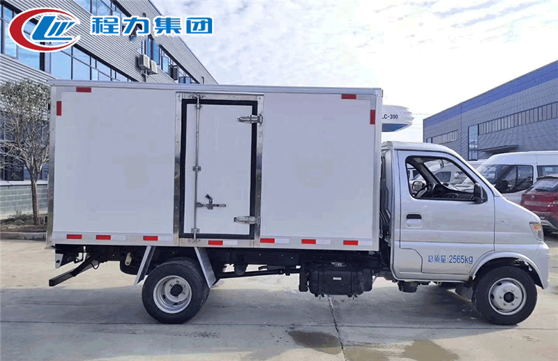 国六长安神骐T20冷藏车