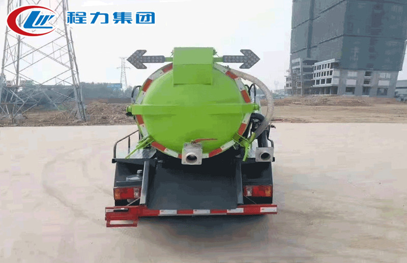 国六凯马2方蓝牌吸污车
