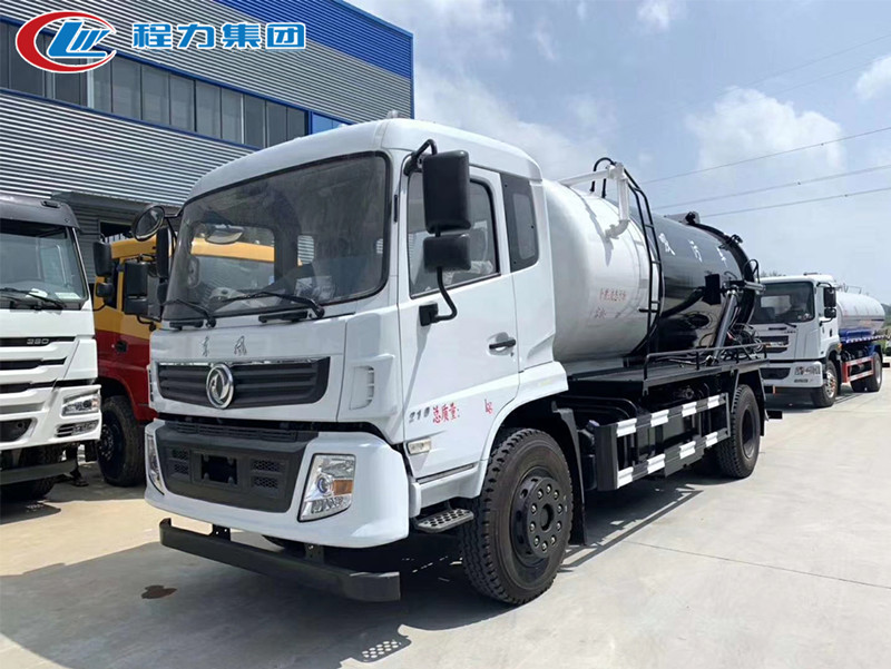 国六东风专底吸污车